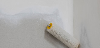 界面處理劑主要用于室內(nèi)裝飾裝修墻面的基層處理，也適用于室內(nèi)地面加固的封閉處理。